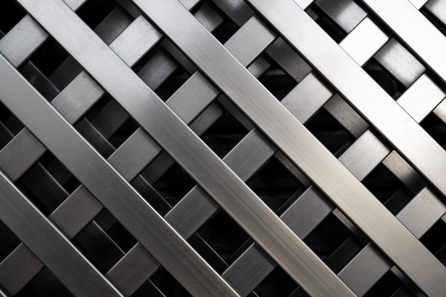 تصنيع الاستانلس ستيل